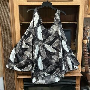 NWT Show Me Your Mumu boo night open shoulder night quill black white tunic XL
